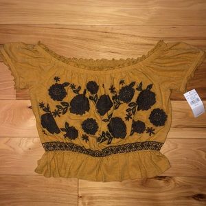 Off the shoulder AE top